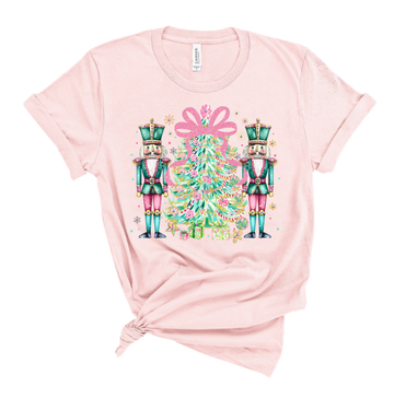 Nutcrackers with Christmas Tree HV228